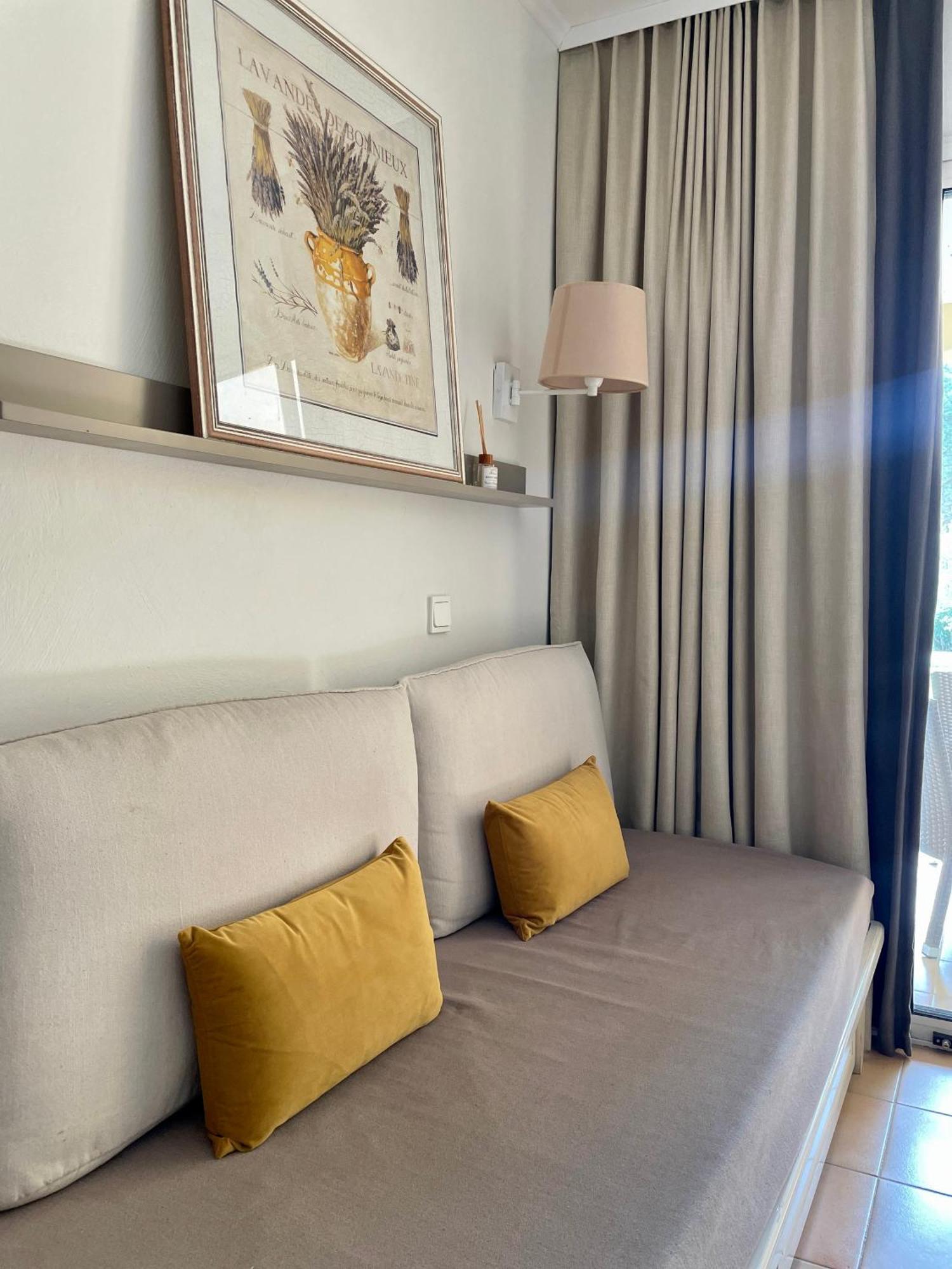 Appartement Golf De Pont Royal Mallemort Exterior foto